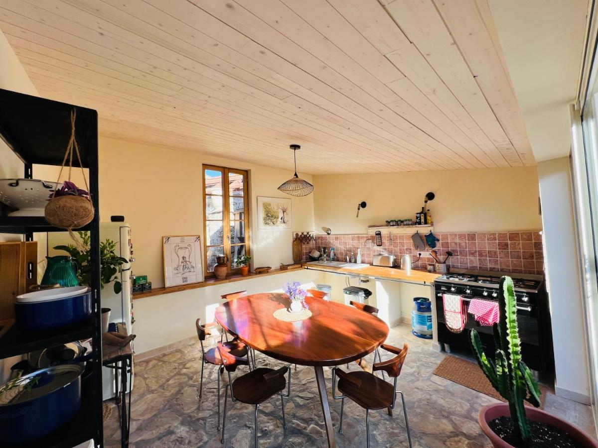 Penthouse Studio Privee Couple Ou Famille- La Maison Searle A Туртур Екстер'єр фото